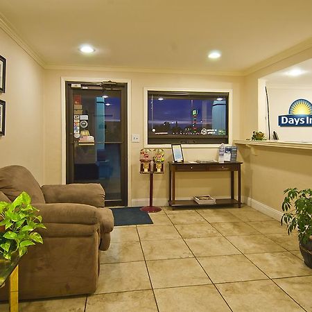 Days Inn Норман Экстерьер фото